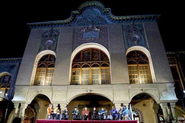در اماکن تاریخی کنسرت برگزار می گردد