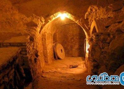 آسیاب زیرزمینی ریگاره یکی از جاذبه های گردشگری نائین است